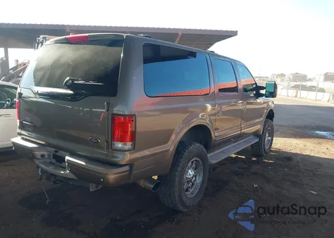 2005 Ford Excursion Limited from USA, damaged, VIN 1FMSU43PX5ED44308